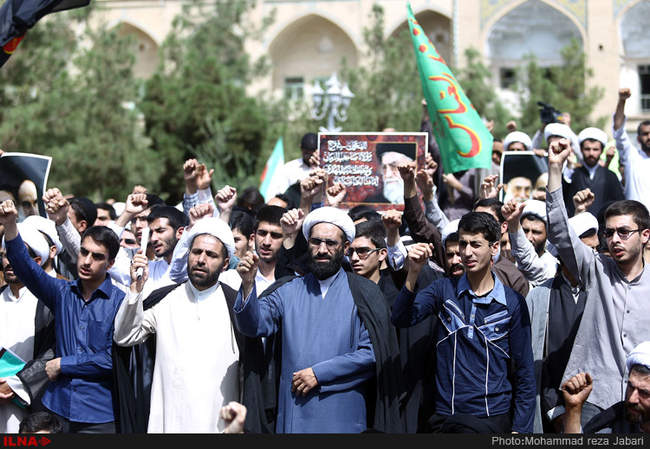  تجمع روحانیون و طلاب حوزه علمیه قم در اعتراض به حادثه منا