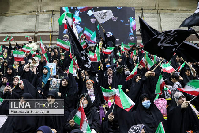 تجمع خانوادگی حجاب، آرمان روح الله