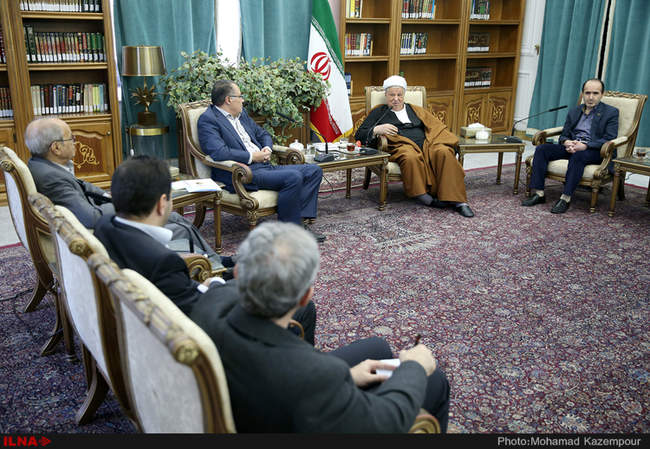 دیدار روسا و منتخبین علمی مؤسسه تحقیقات واکسن و سرم‌سازی رازی با
آی