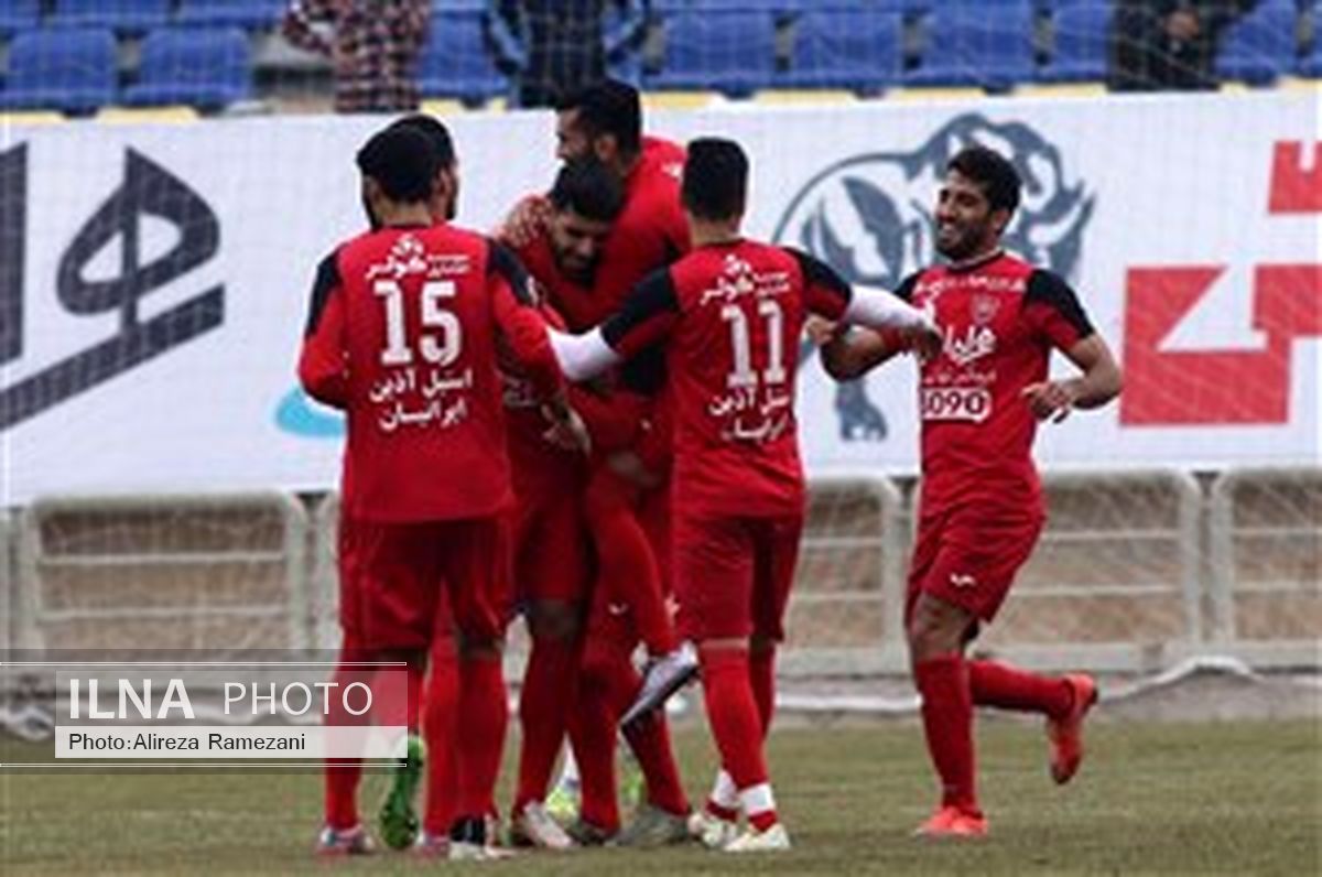 برترى دو گله پرسپولیس برابر پارس جنوبی
