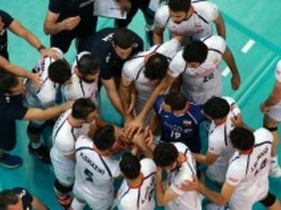 والیبالیست‌ها در تهران تمرین کردند