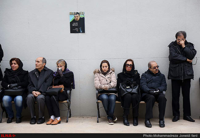 تصاویر خاکسپاری نیما طباطبایی؛ کارگردان جوان سینمای ایران