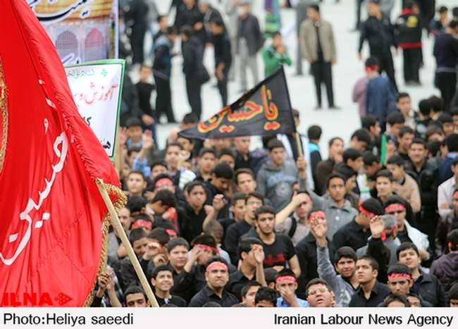 تجمع عاشورایی ۱۴ هزار دانش‌آموز در میدان امام حسین(ع)