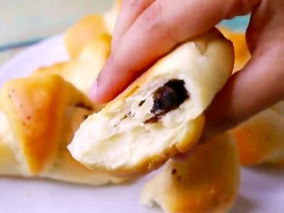 طرز تهیه نان شکلاتی صبحانه با طعم نوتلا + فیلم