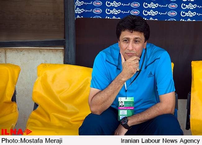 بازی فوتبال صبا قم و پرسپولیس تهران