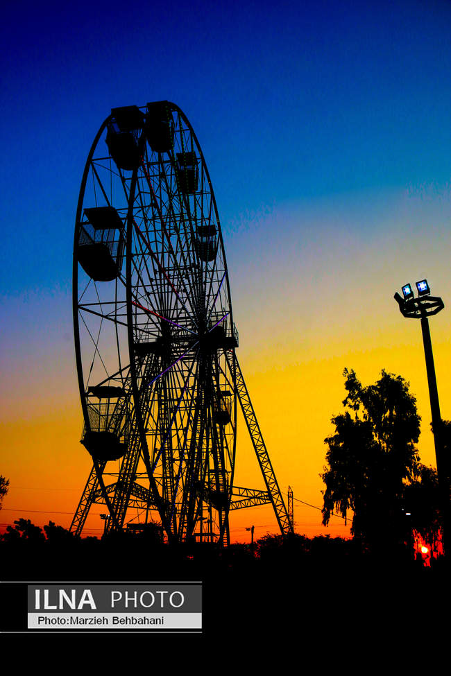 *سایهی غروب در قلب آبادان؛ روایت تصویری از زندگی، نگاه و نفسهای آخ