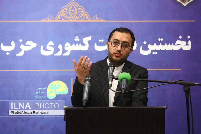 سید احسان قاضی زاده هاشمی