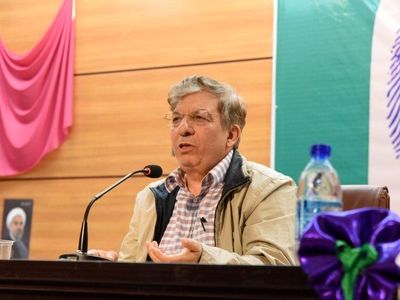 اصلاح‌طلبانی که فکر می‌کردند به هر قیمتی باید در قدرت باشند، سرشان به سنگ خورد/ تصمیم‌گیران جریان اصلاحات  داخل مردم بیایند و حرفشان را به گوش حاکمیت برسانند