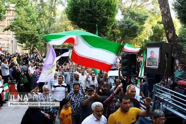 راهپیمایی غدیر با شعارایران ذوالفقار علی(ع) در اصفهان