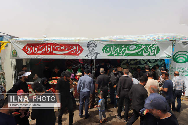 خدمت رسانی هلدینگ صنایع و معادن غدیر به عزاداران رهبر شهید در قم