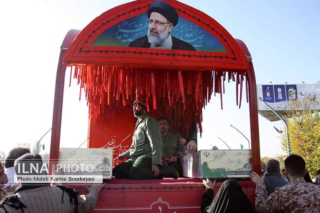 تشییع شهدای گمنام در اصفهان