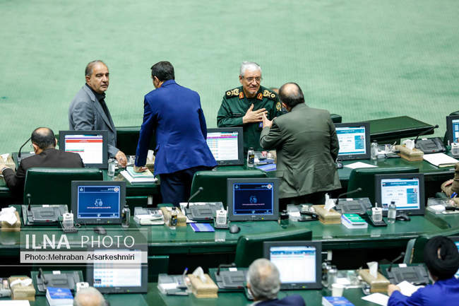 نشست علنی یکشنبه پنج مرداد مجلس شورای اسلامی 