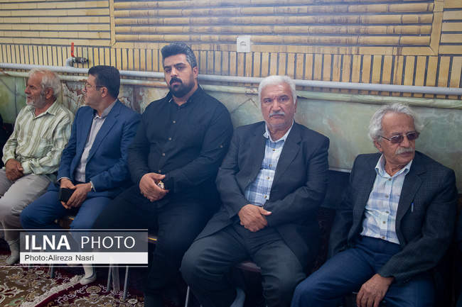 مراسم هفتمین روز درگذشت سینا علیخانی به روایت تصویر (2)