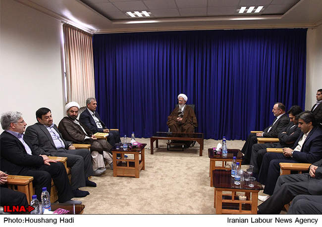 دیدار وزیر تعاون، کار و رفاه اجتماعی با مراجع تقلید استان قم-1