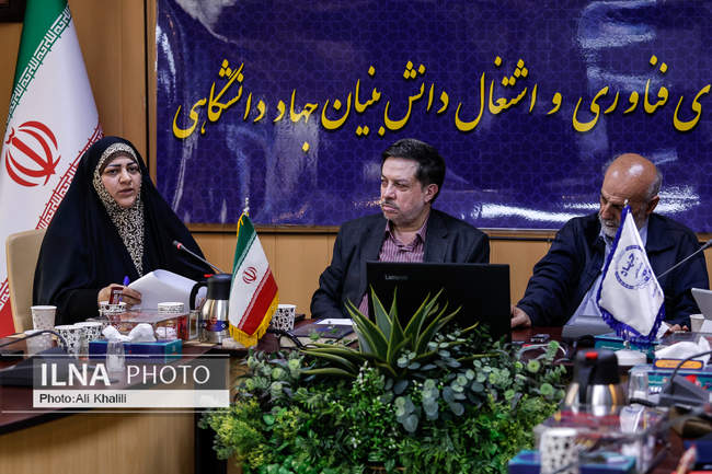 نشست تاب آوری کار و تولید در جنگ