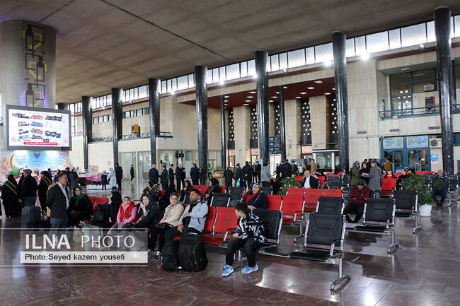 بدرقه مسافران نوروزی در راه آهن تبریز