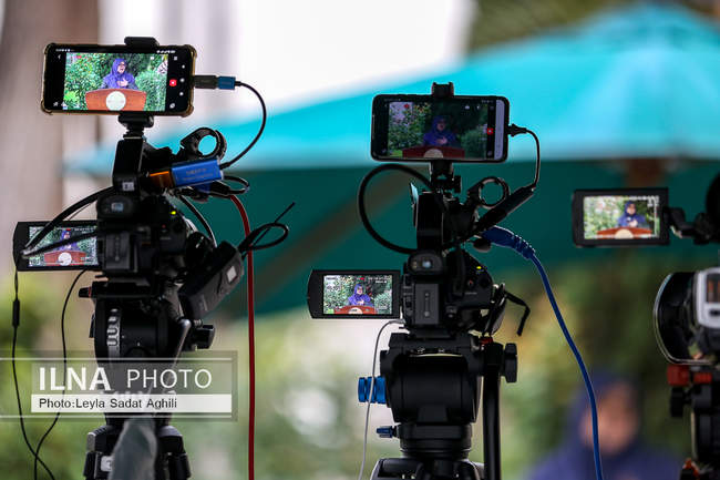 حاشیه جلسه هیات دولت - ۲۳ آبان
