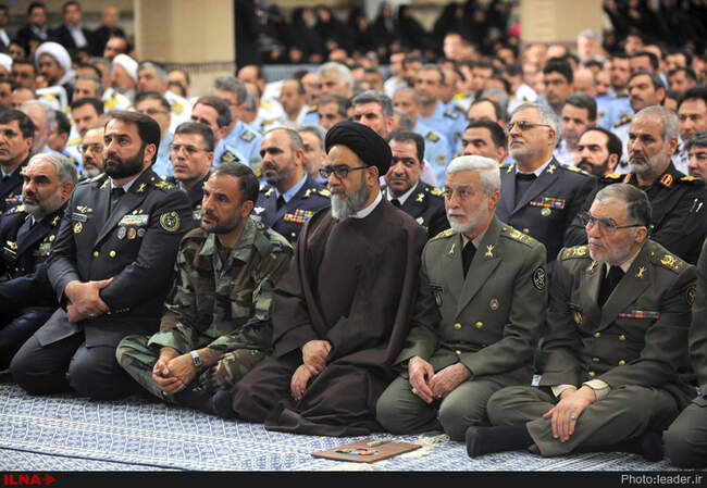 دیدار جمعی از فرماندهان و کارکنان ارتش با رهبرمعظم انقلاب اسلامی