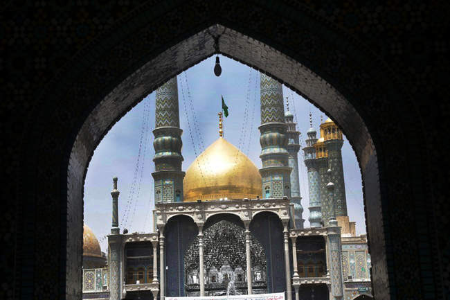 حال و هوای زائران در روز میلاد حضرت فاطمه معصومه(س)