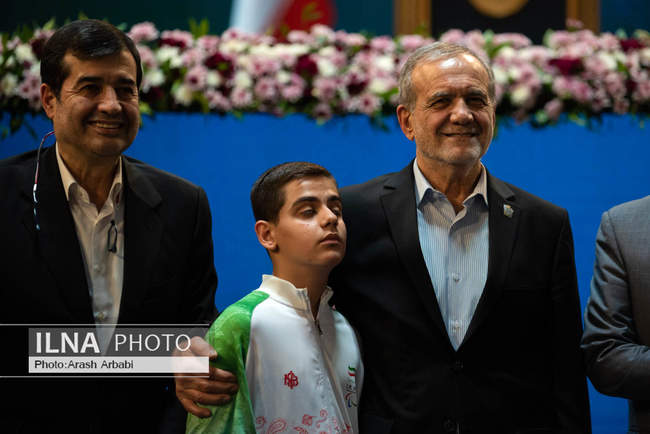 آیین تجلیل از قهرمانان سرافراز پارالمپیک ایران با حضور پزشکیان و دنی