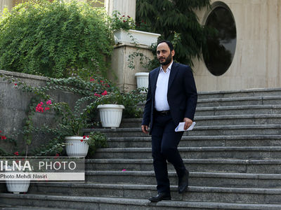 افزایش قیمت ارز دلیل اقتصادی ندارد
