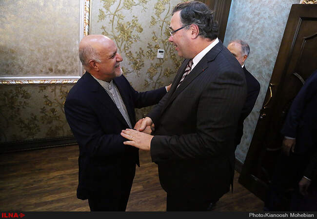 امضای قرارداد نفتی 4.8 میلیارد دلاری توتال فرانسه با ایران