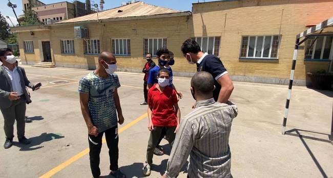 گزارش تصویری از بازدید مهدی رحمتی از مجموعه معلولان ذهنی شهید بهشتی 