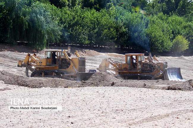 آماده سازی زاینده رود برای بازگشایی 