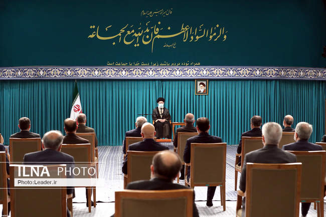 دیدار رئیس‌جمهور و اعضاء هیئت دولت با رهبر انقلاب