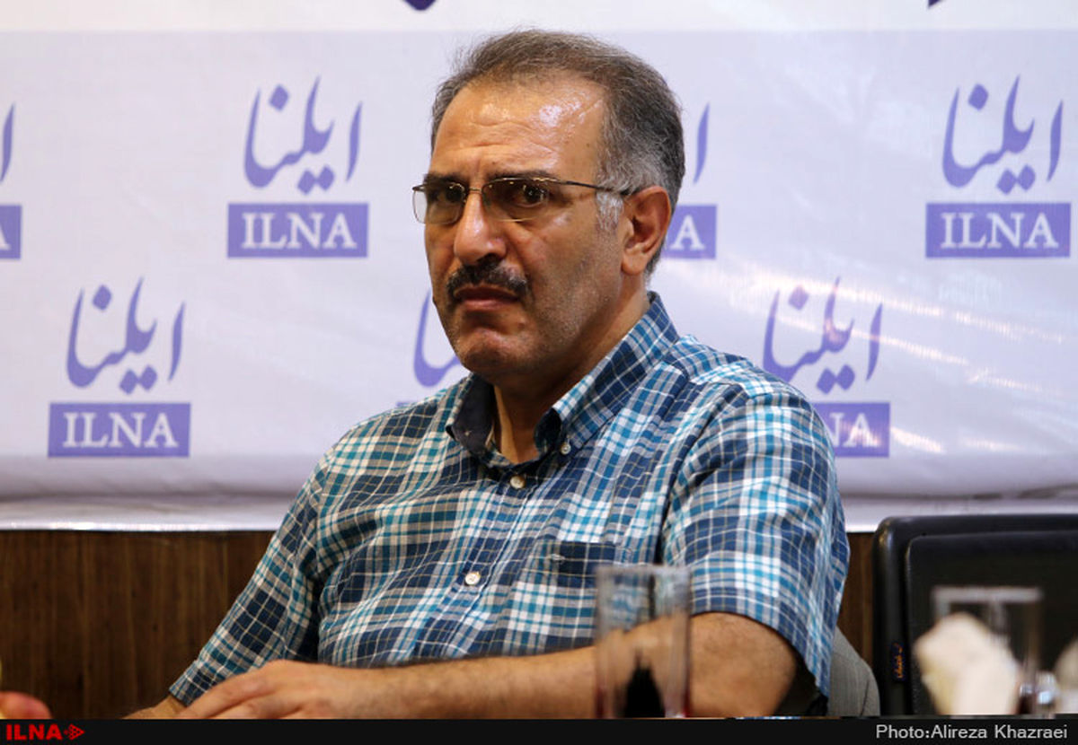 آقای باهنر به دلیل حمایت از احمدی‌نژاد عذرخواهی کنید/ اصلاح‌طلبان به صبوری عادت دارند/ احمدی‌نژاد دیروز و امروز‌‌ هیچ تفاوتی ندارند