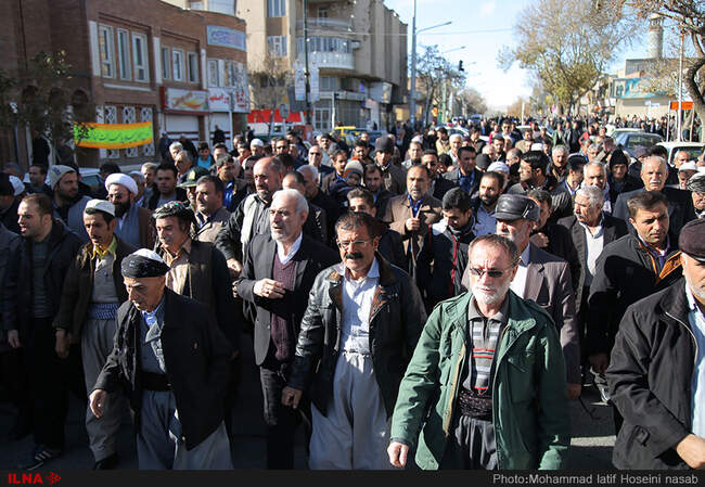راهپیمایی مردم سنندج در محکوم کردن اقدام رئیس جمهور آمریکا