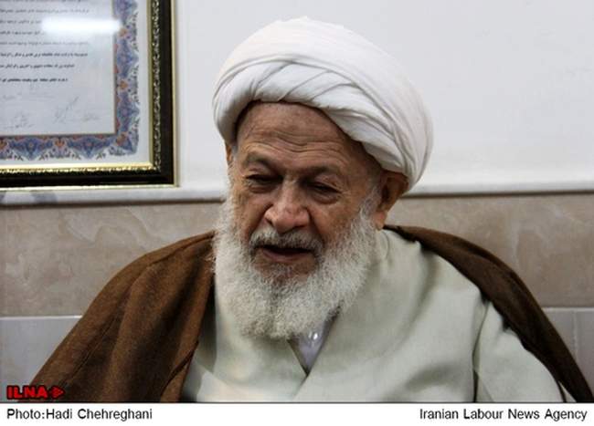 تشییع پیکر آیت الله انصاری شیرازی