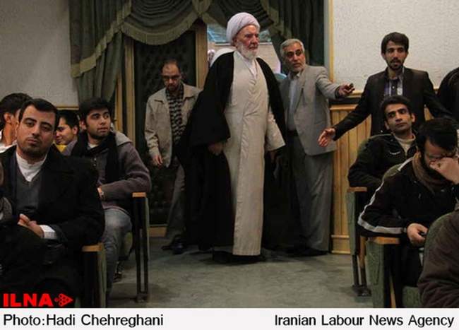رونمایی از کتاب حضرت آیت الله العظمی موسوی اردبیلی
