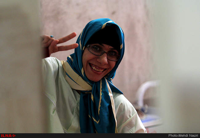 دیدار رئیس جمهور از خانه سالمندان و معلولین مجتمع قدس