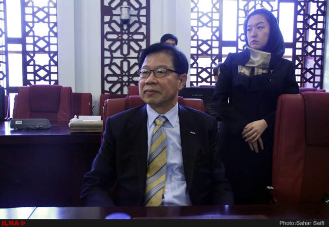 دیدار طیب نیا وزیر امور اقتصادی و داریی کشورمان با جوهیونگ وان وزیر ت