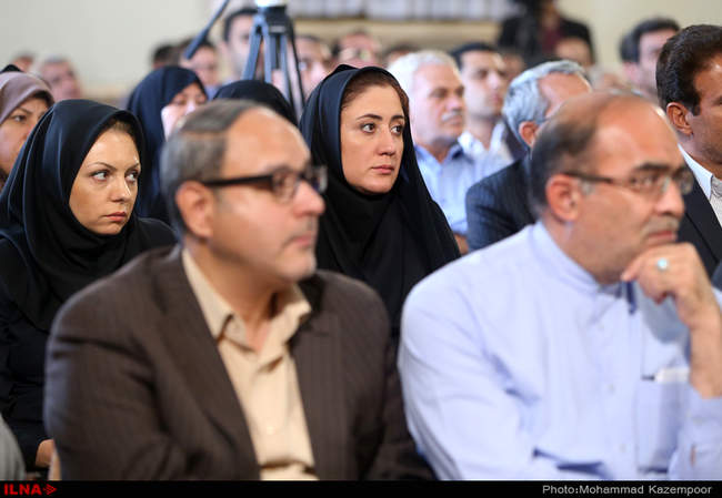 دیدار جمعی از آزادگان هشت سال دفاع مقدس با آیت‌الله هاشمی رفسنجانی