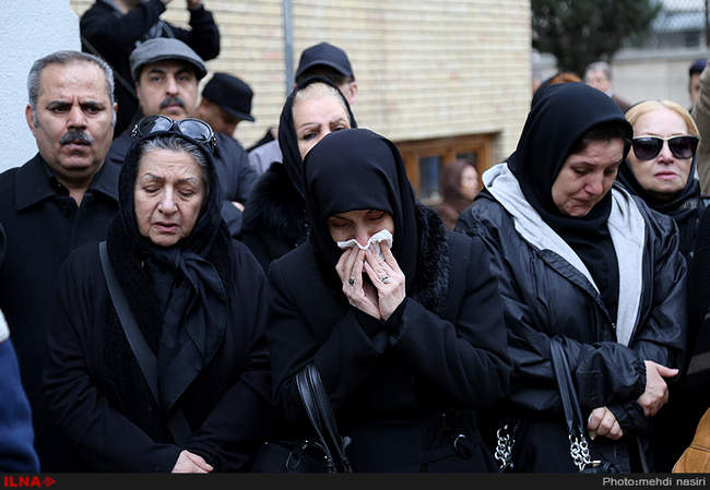 تشییع پیکر فریبرز صالح کارگردان سینما و تلویزیون