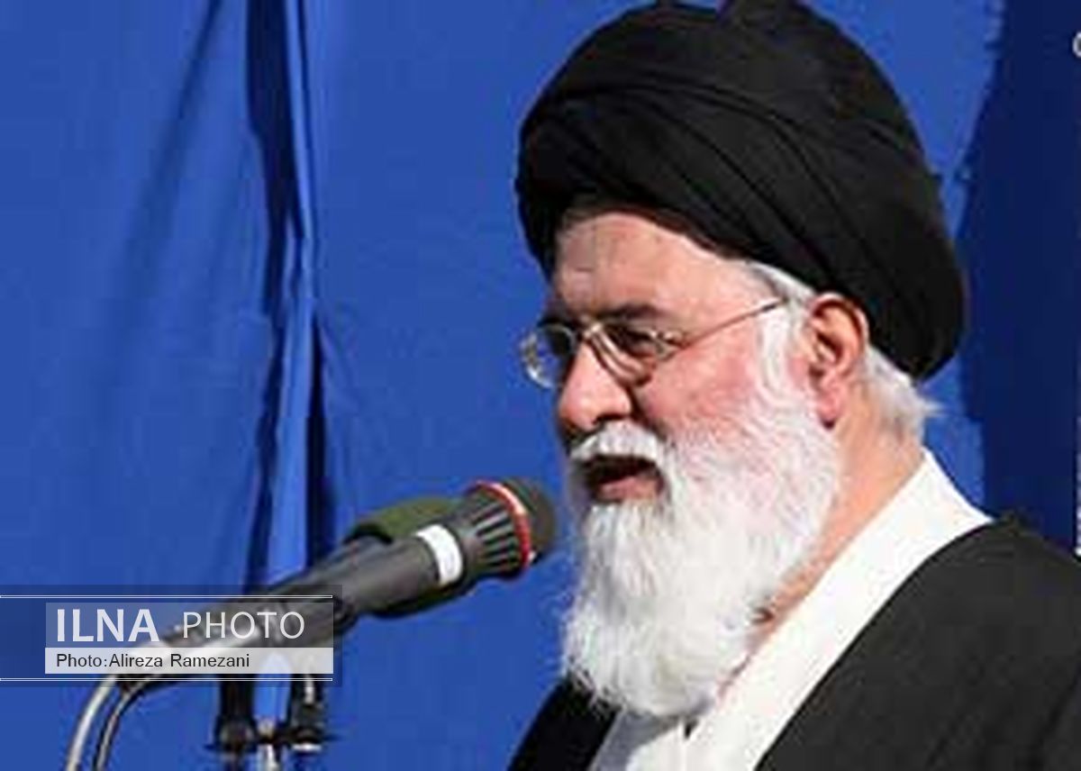 نباید مقاله آمریکایی هماهنگ با سیاست‌های نظام را چشم بسته پذیرفت