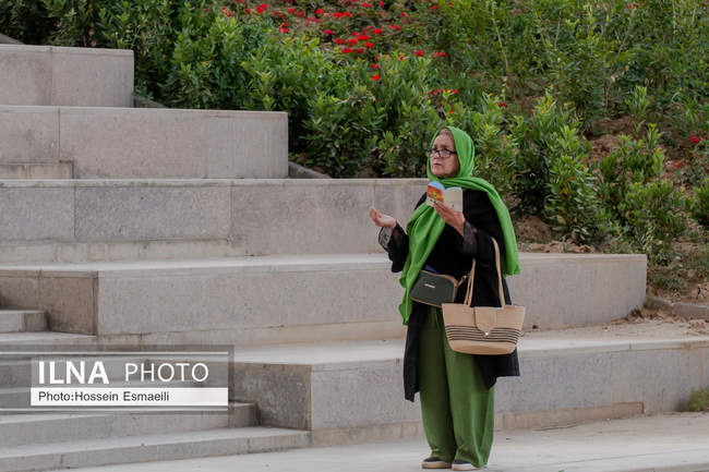 مراسم دعای عرفه در مصلای امام خمینی(ره)