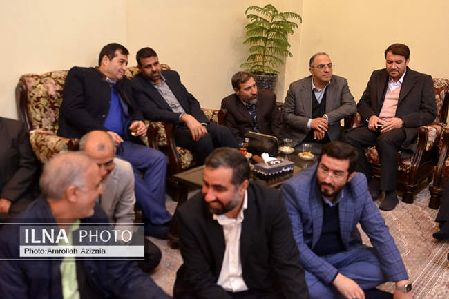 تجدید میثاق رئیس و  نمایندگان مجلس  با آرمان های حضرت امام خمینی (ره)