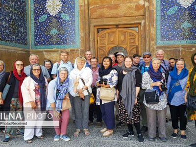 اگر بگذارند، درآمد گردشگری از نفت پیشی خواهد گرفت/ می‌توانیم به ازای هر مسافر ۵۰۰ یورو سود داشته باشیم