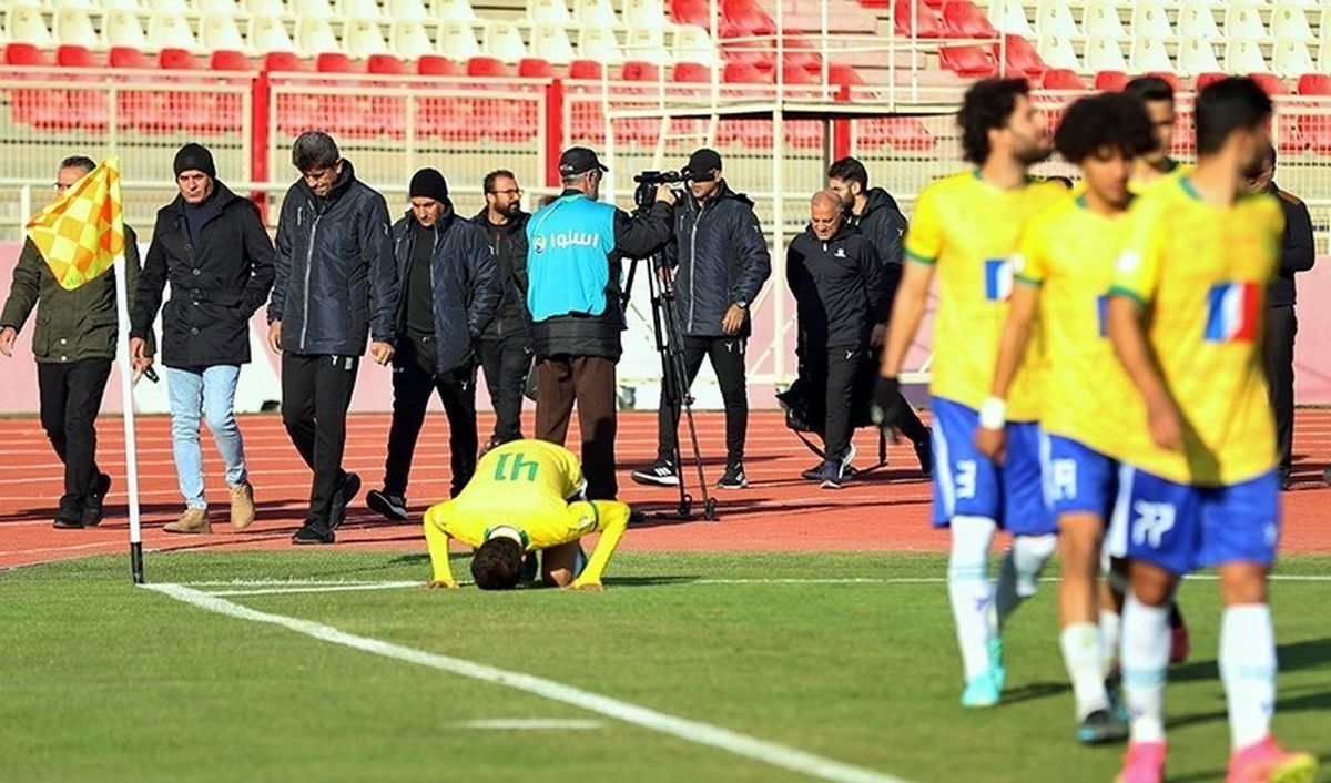 پنجره نقل‌وانتقالاتی صنعت نفت آبادان باز شد
