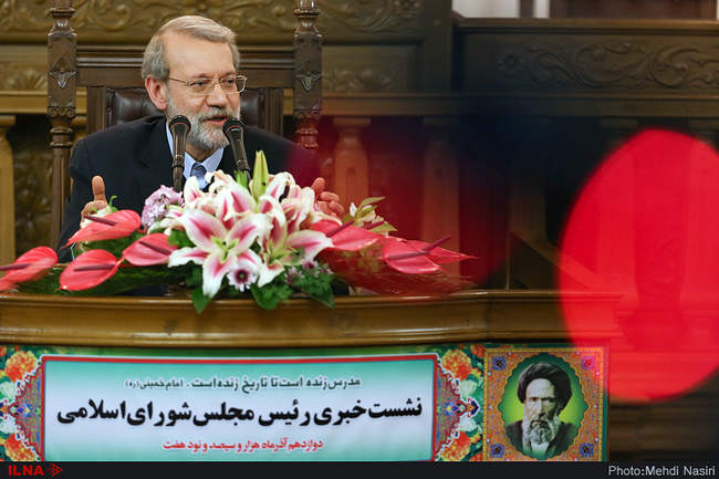 نشست خبری علی لاریجانی