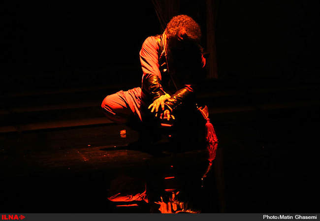 تئاتر آیینی خورشید کاروان‎