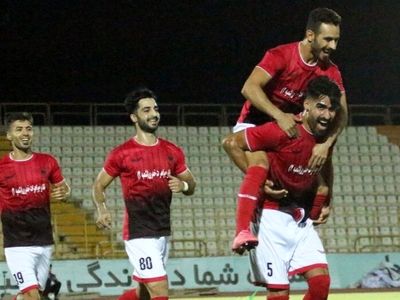استقبال ویژه برای زننده به پرسپولیس بعد از باخت سنگین