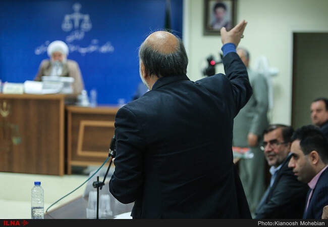 از درگیری لفظی زنجانی با وکیل وزارت نفت تا اخراج متهم ردیف اول