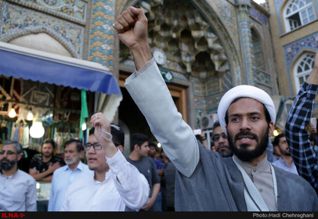 تشییع پیکر دو شهید مدافع حرم در قم