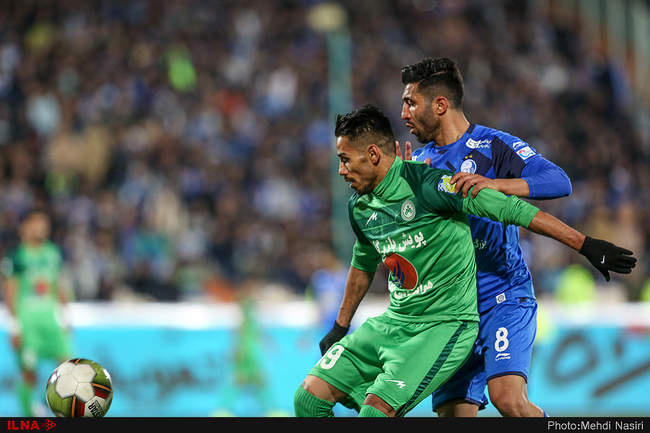 دیدار تیمهای استقلال تهران و ذوب‌آهن اصفهان