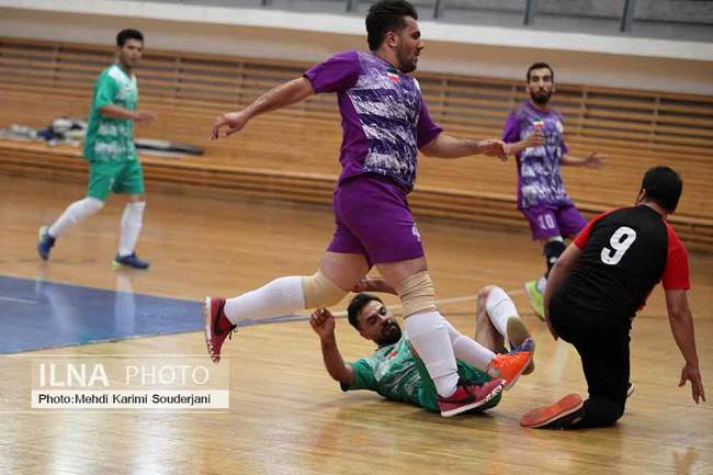 اختتامیه مسابقات فوتسال  کارکنان شرکت توزیع  برق شهرستان اصفهان 