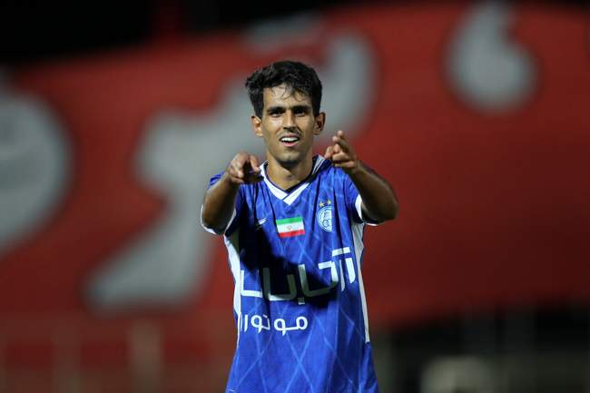 گزارش تصویری دیدار تراکتور و استقلال